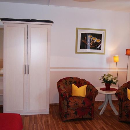 Deluxe Apartments Der "Alten Apotheke" Prerow Exterior photo