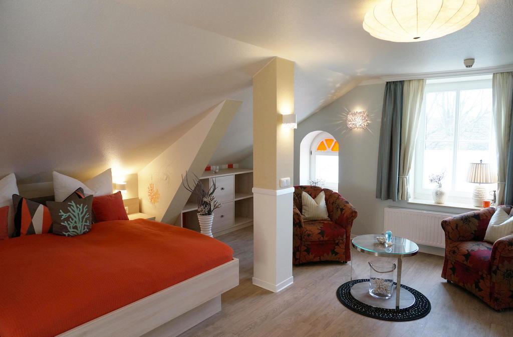 Deluxe Apartments Der "Alten Apotheke" Prerow Room photo