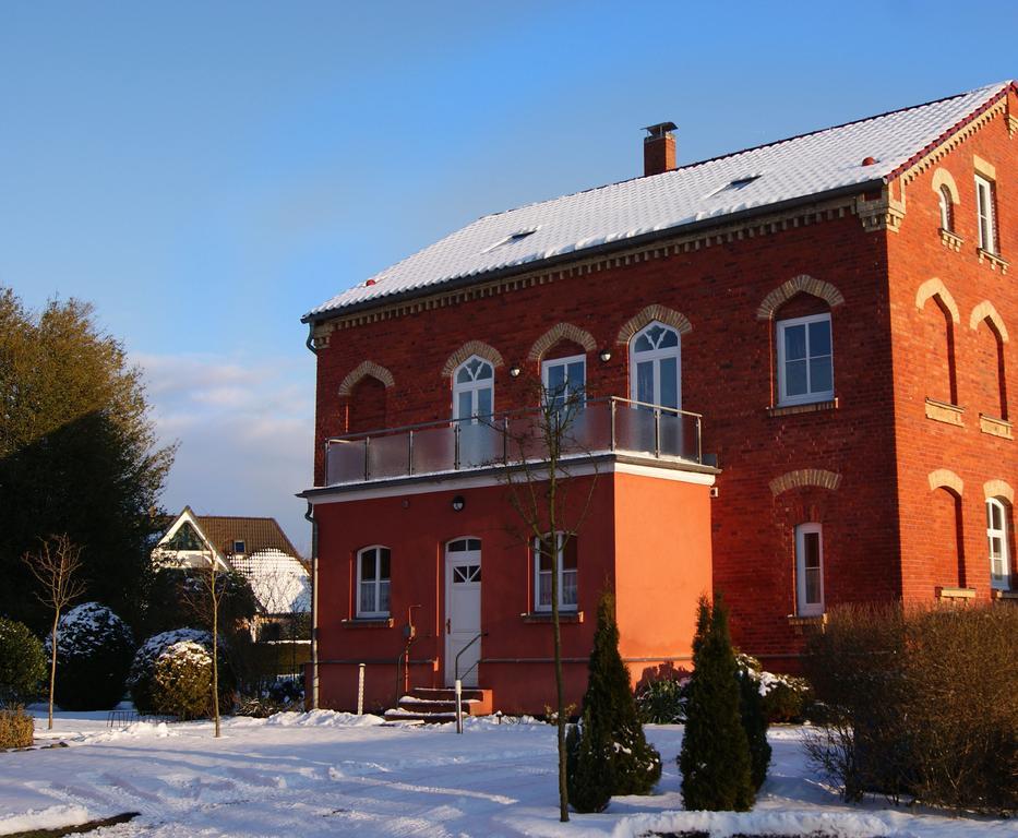 Deluxe Apartments Der "Alten Apotheke" Prerow Exterior photo